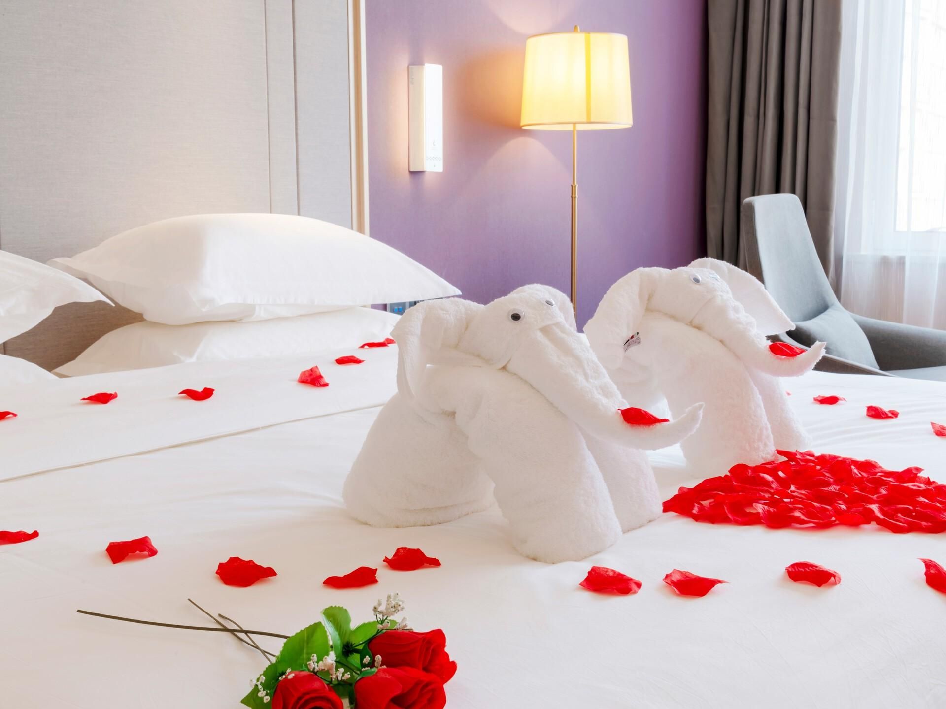 Queen Room with View