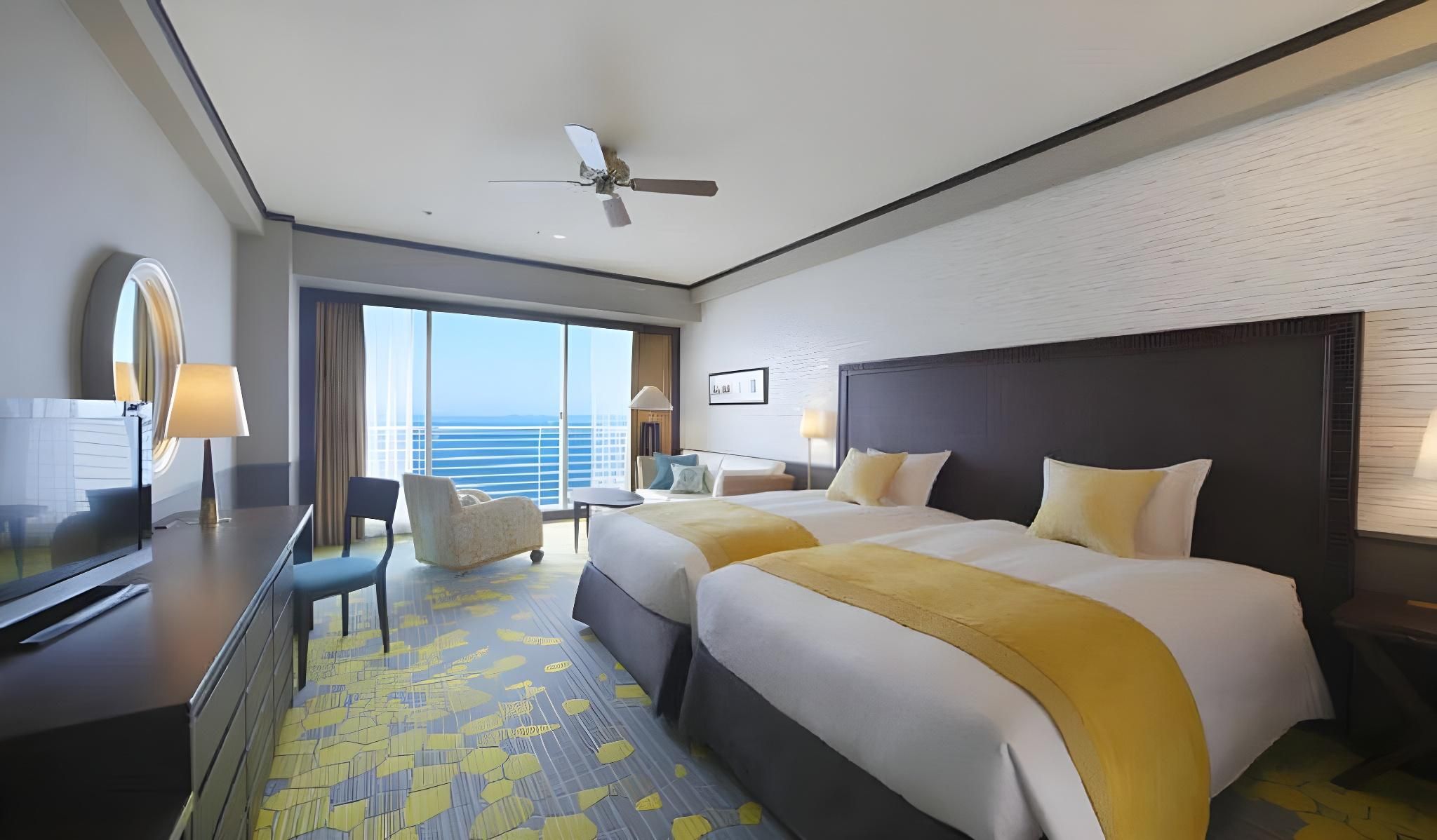 Lumina Floor Deluxe Lake View Twin Room - 33 sqm, Non-Smoking