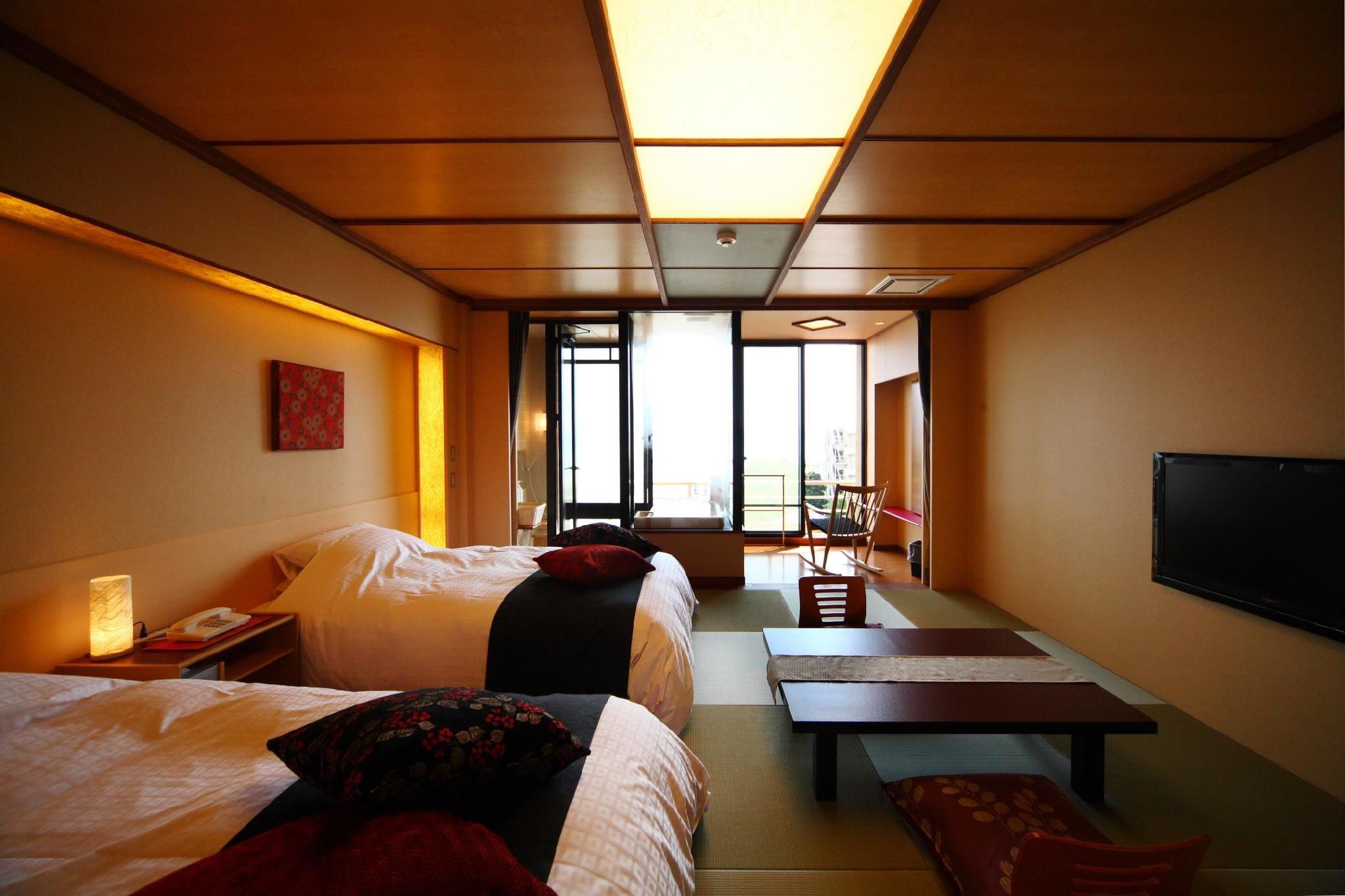 Yuuga Japanese-Western Style Room with Private Natural Hot Spring Semi-Open-Air Bath - Non-Smoking