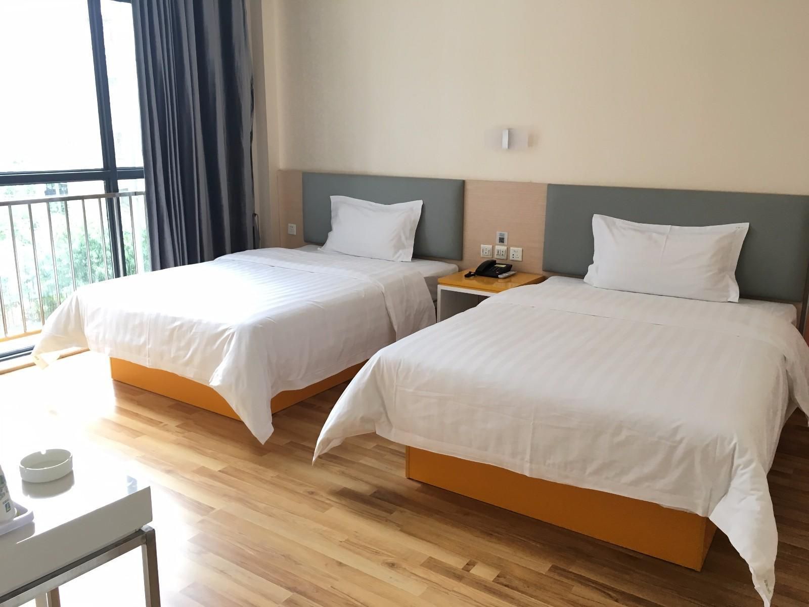 2 Bed Twin Superior Room