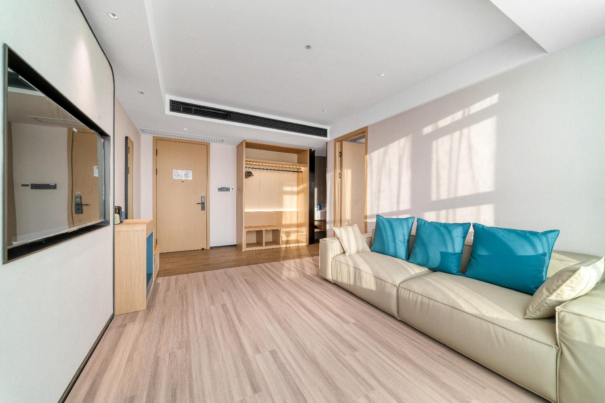 Nihao Hotel Mianyang Economic Development Zone Wanda One-Bedroom Suite with Living Room 2