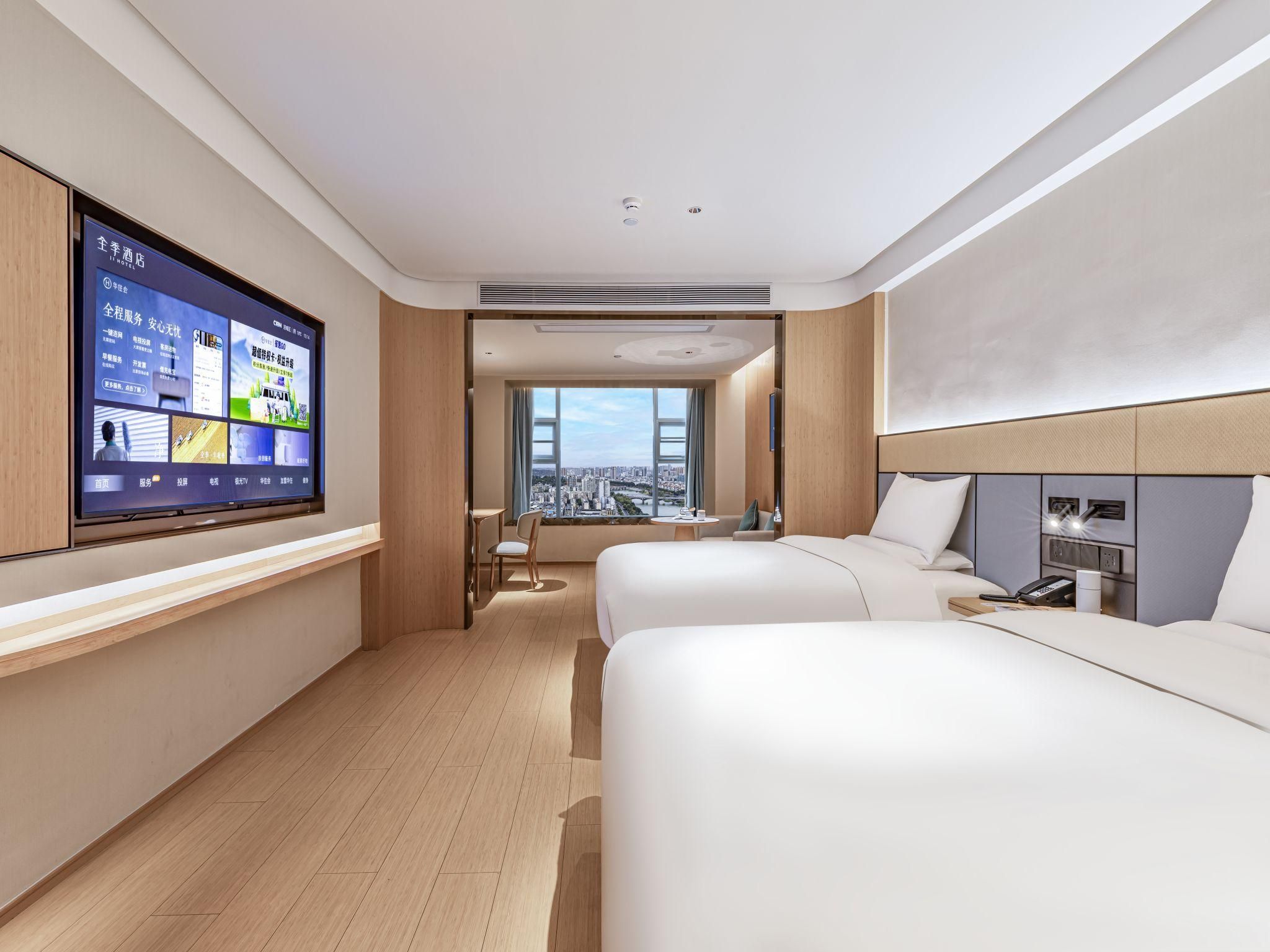 JI Hotel Mianyang Anchangqiao Pressure Release Twin Room with River View 3