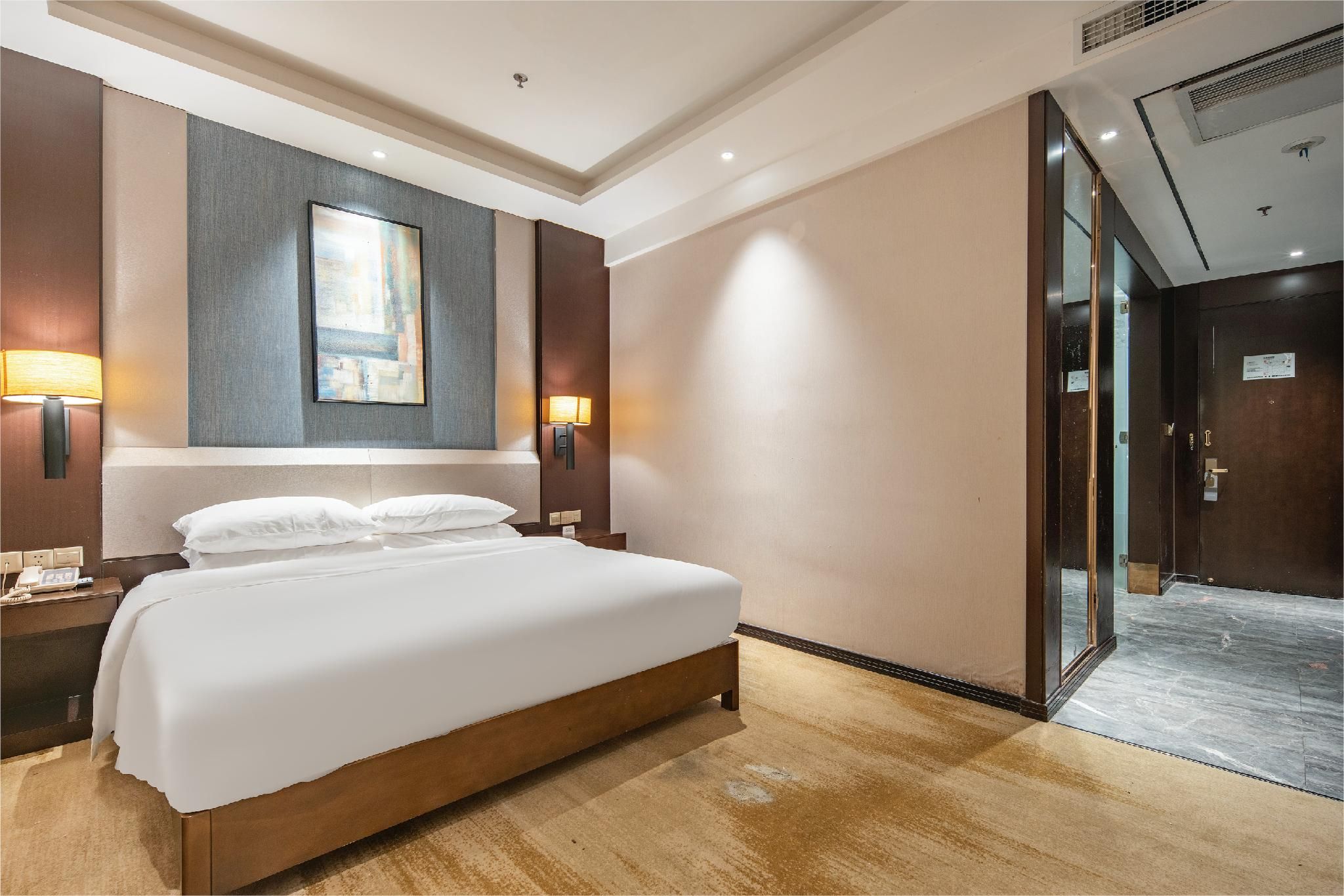 Huazhu - Room With Bed