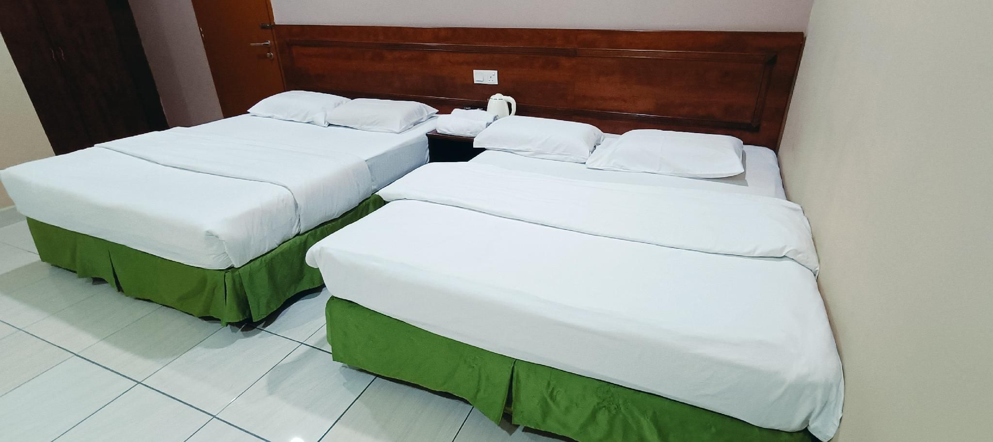 Kampar Times Inn Hotel Family Suite 3