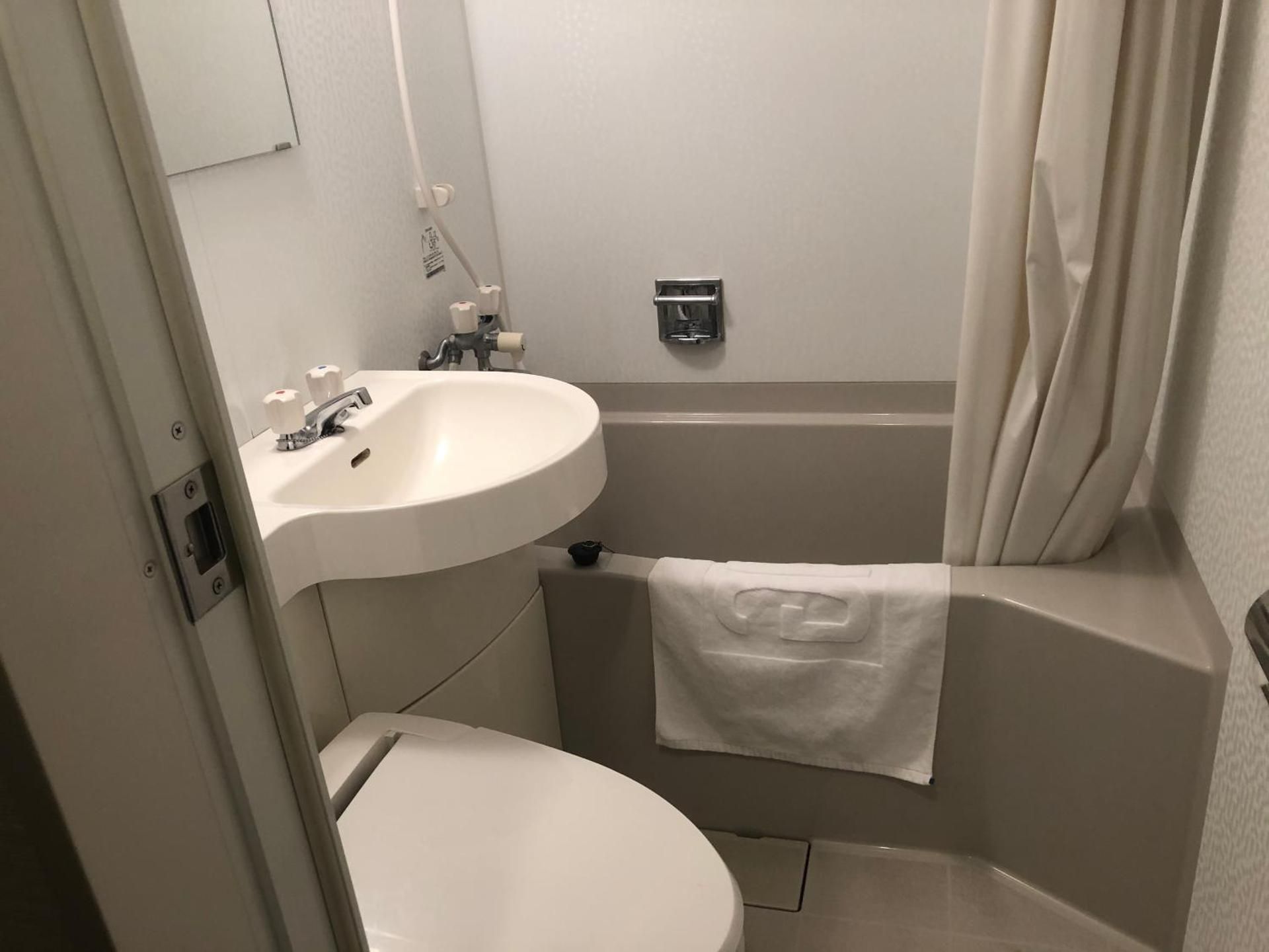 Large Double Room - Non-Smoking
