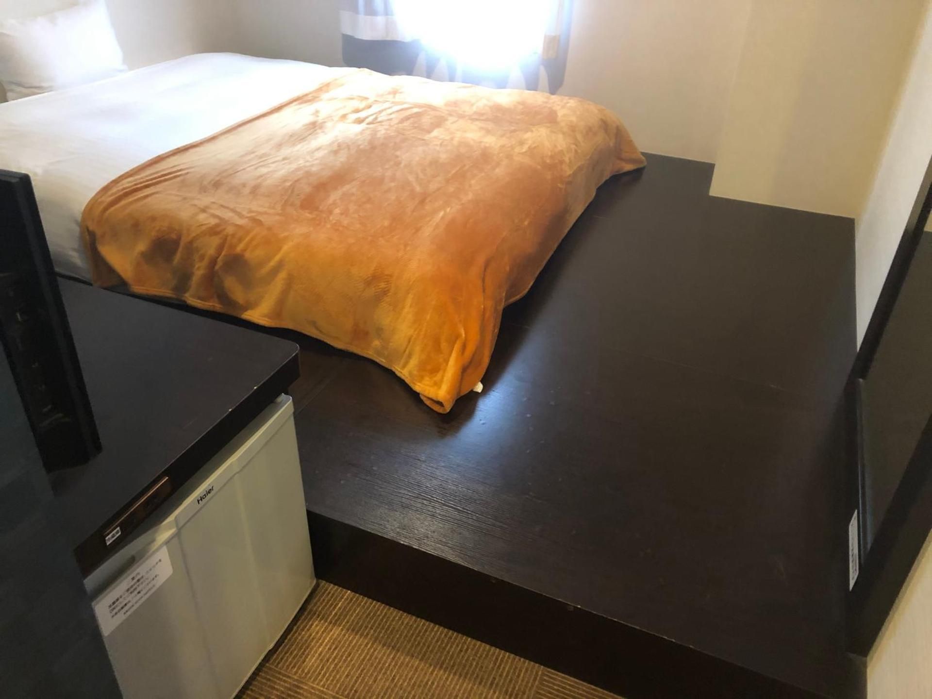 Large Double Room - Non-Smoking
