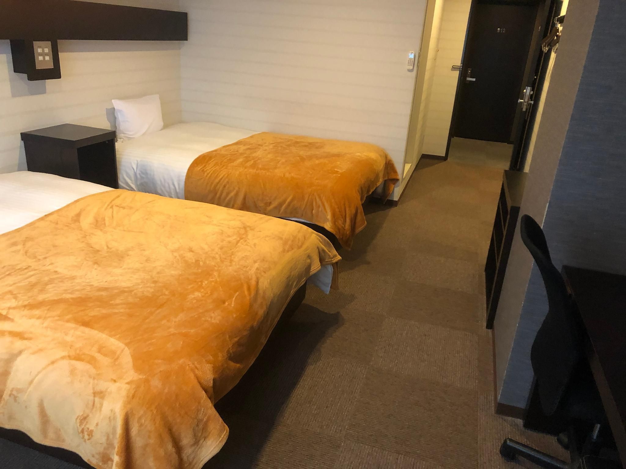 Twin Room A - Non-Smoking
