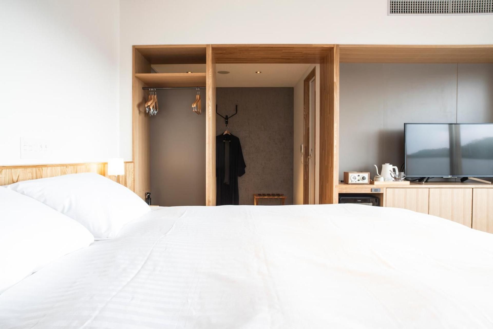 King Room with Balcony