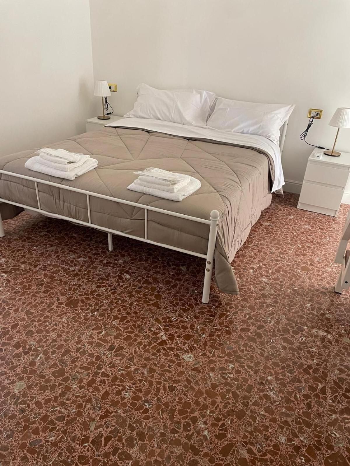 Superior One-Bedroom Apartment with Balcony