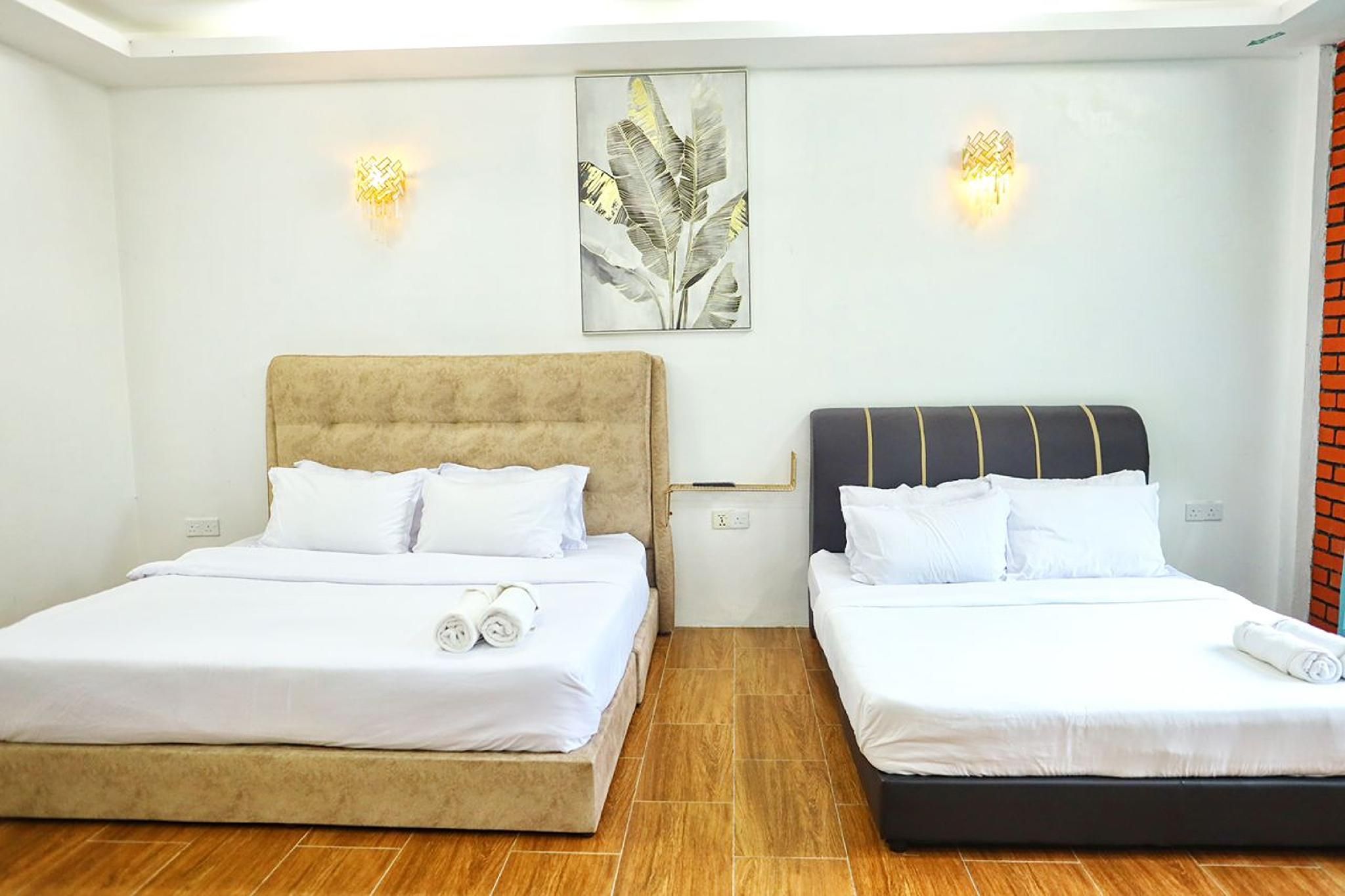 Aeden Villa Roomstay & Homestay Standard Quadruple Room 3