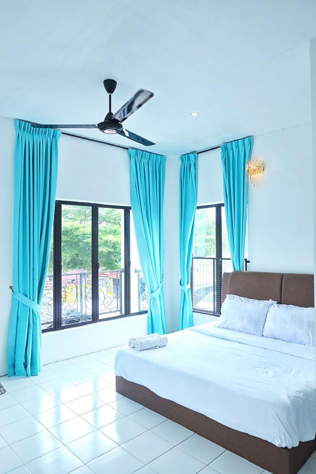 Aeden Villa Roomstay & Homestay Standard Double Room