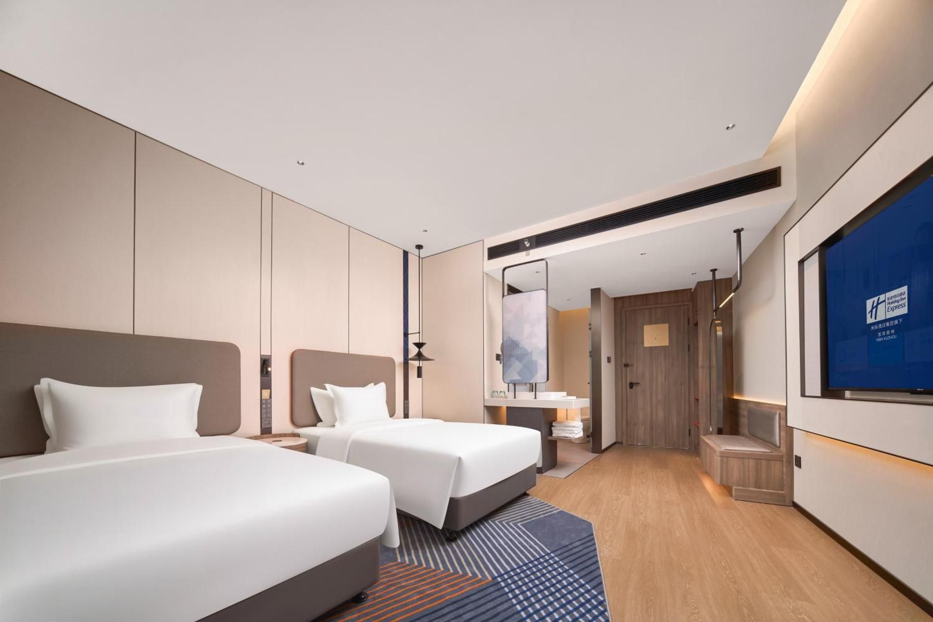 Standard Twin Room with Extra Floor Space
