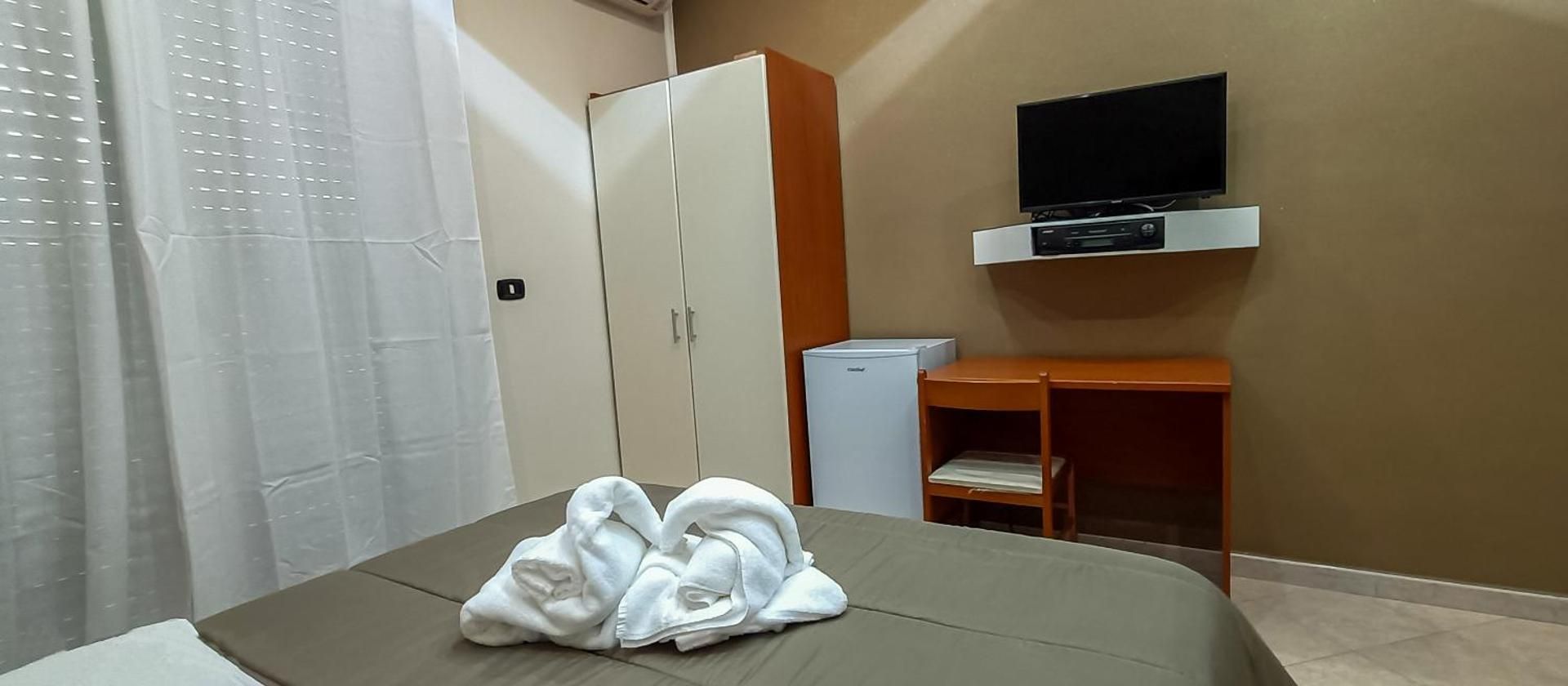 Triple Room with Private Bathroom