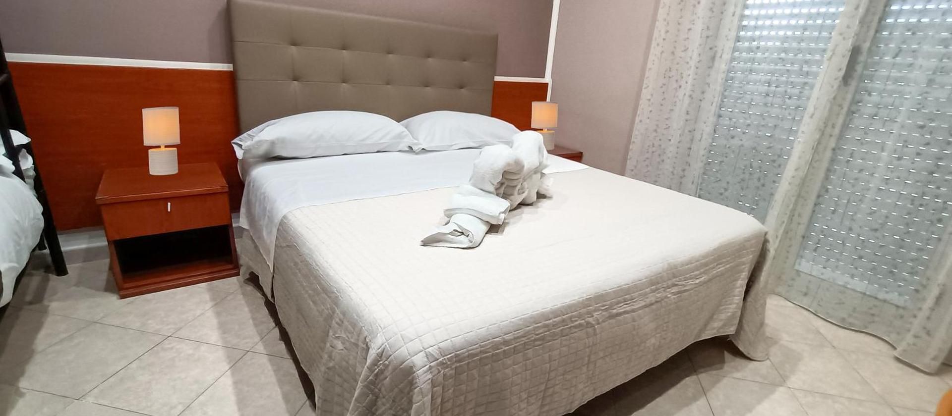 Quadruple Room with Private Bathroom
