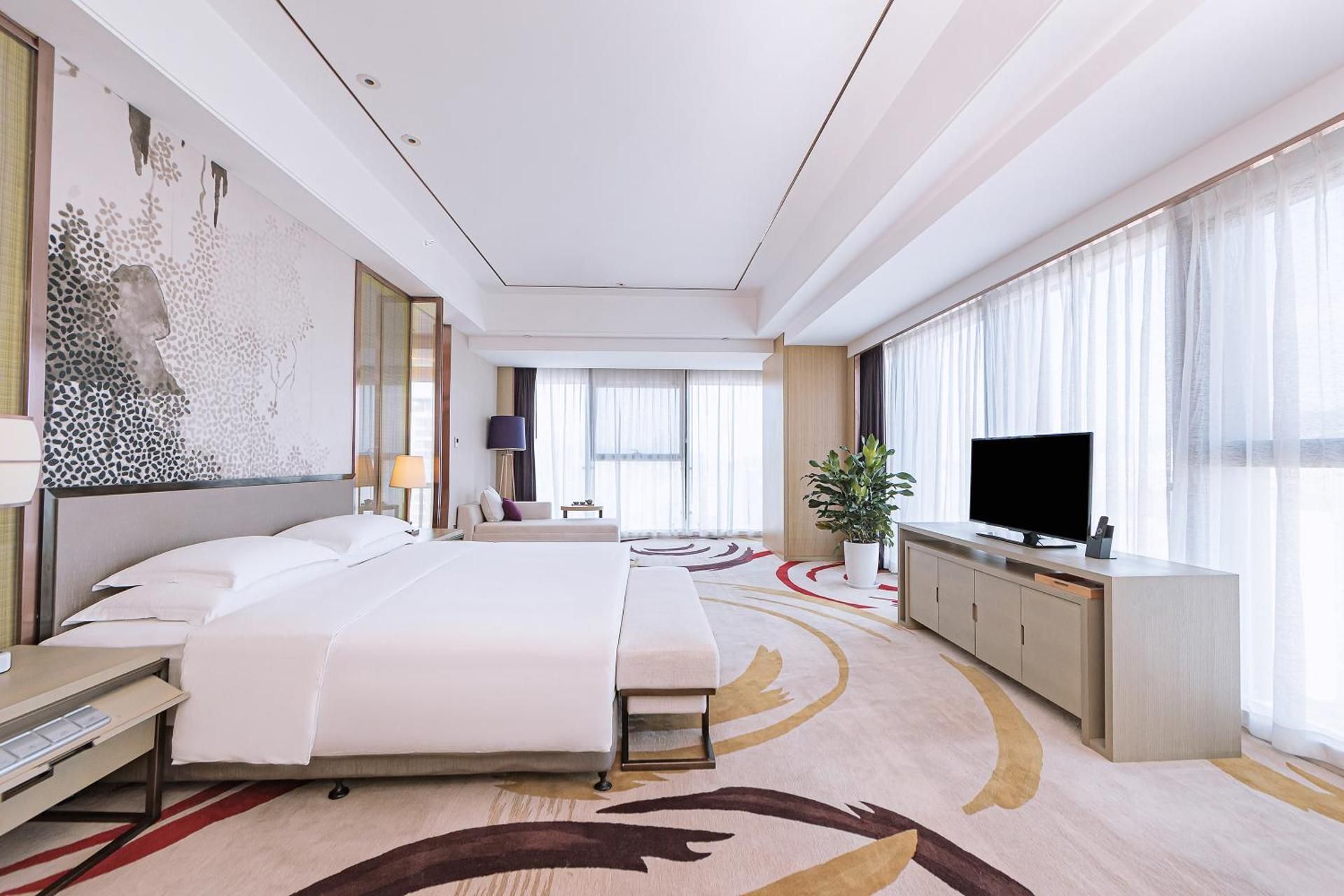 1 Bedroom Suite