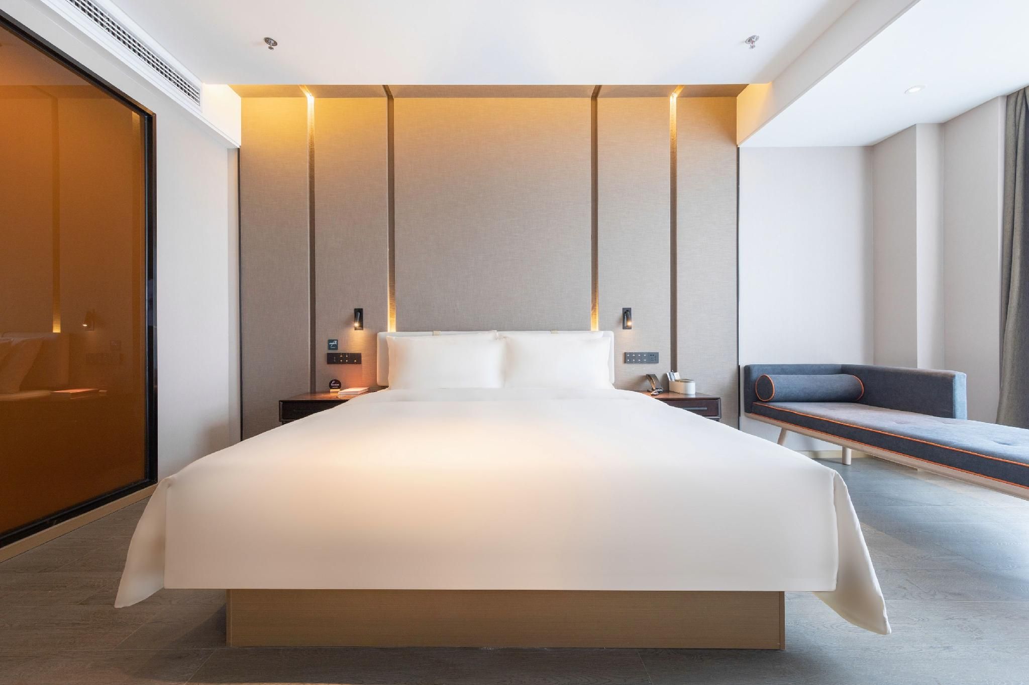 Atour Hotel Yibin West High-speed Railway Station Superior Double Room 2