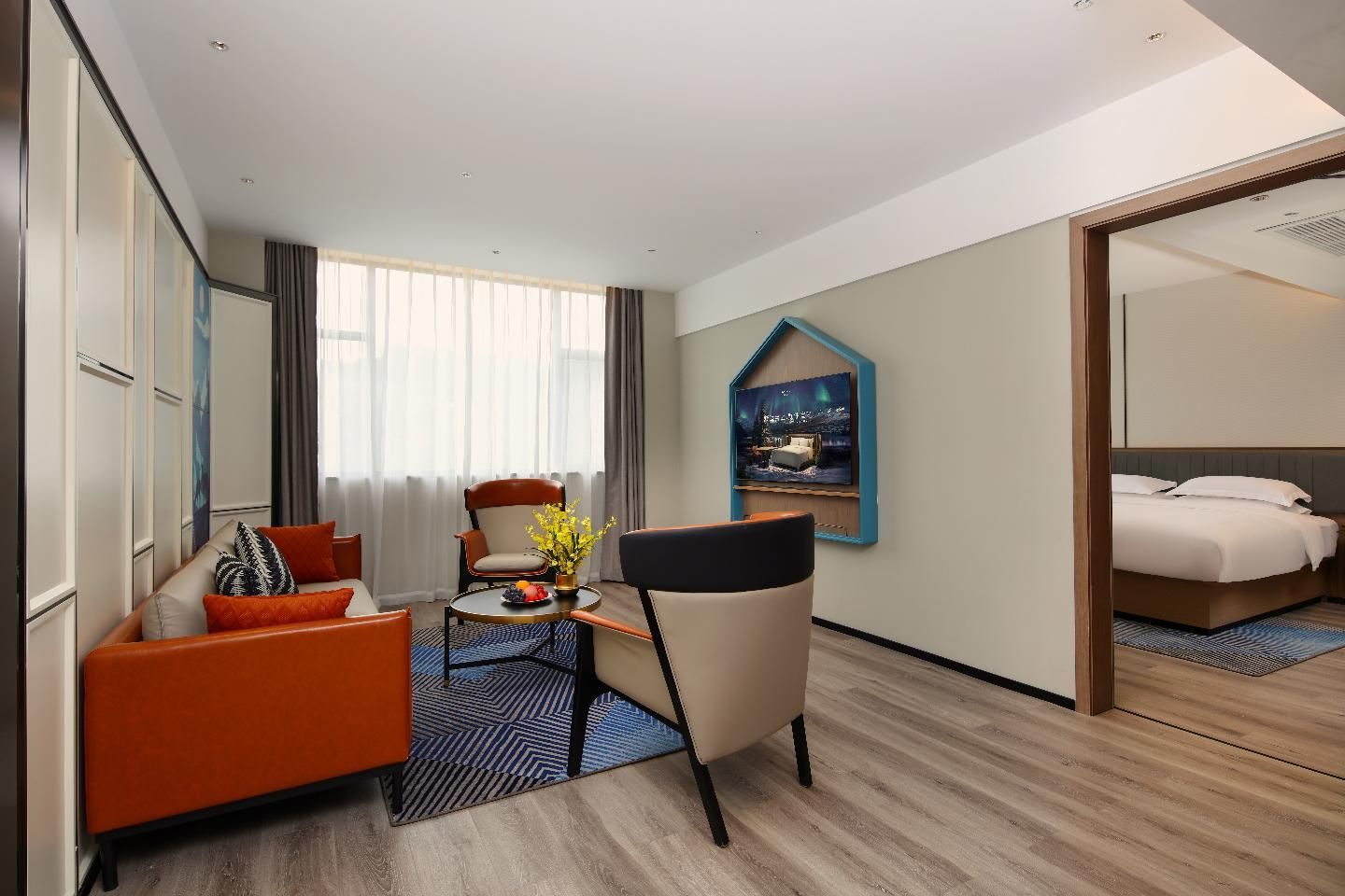 Dossen - Executive Suite