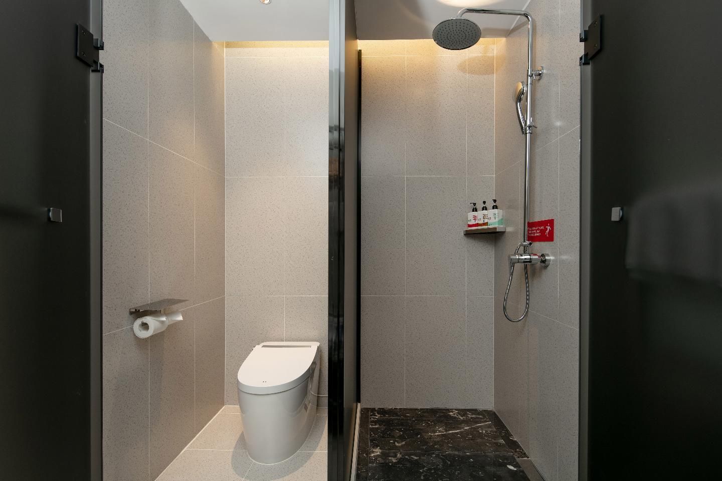 Dossen - Deluxe Bed Room