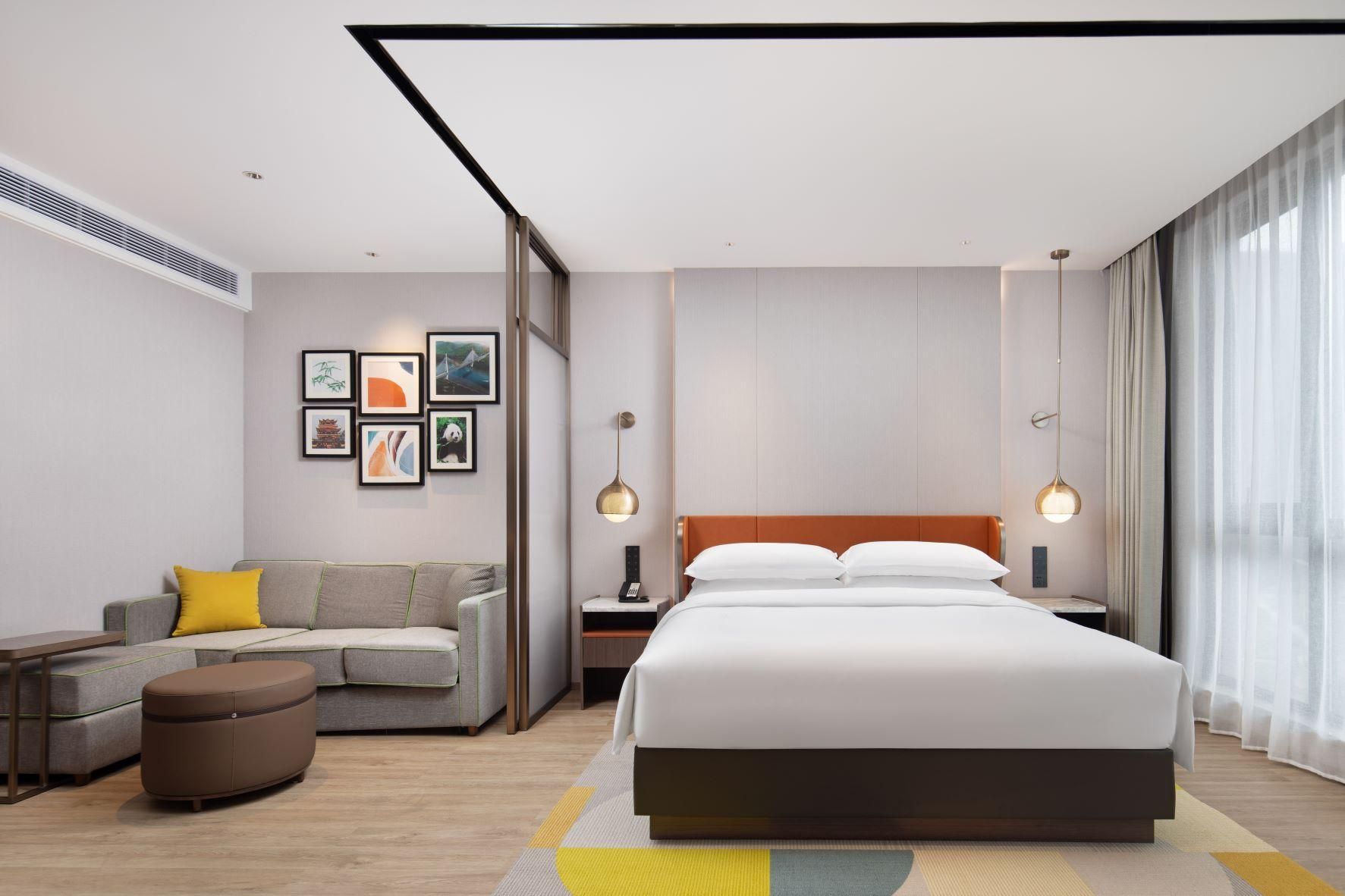 Home2 Suites by Hilton Xingwen Yibin Mountain View King Room 3