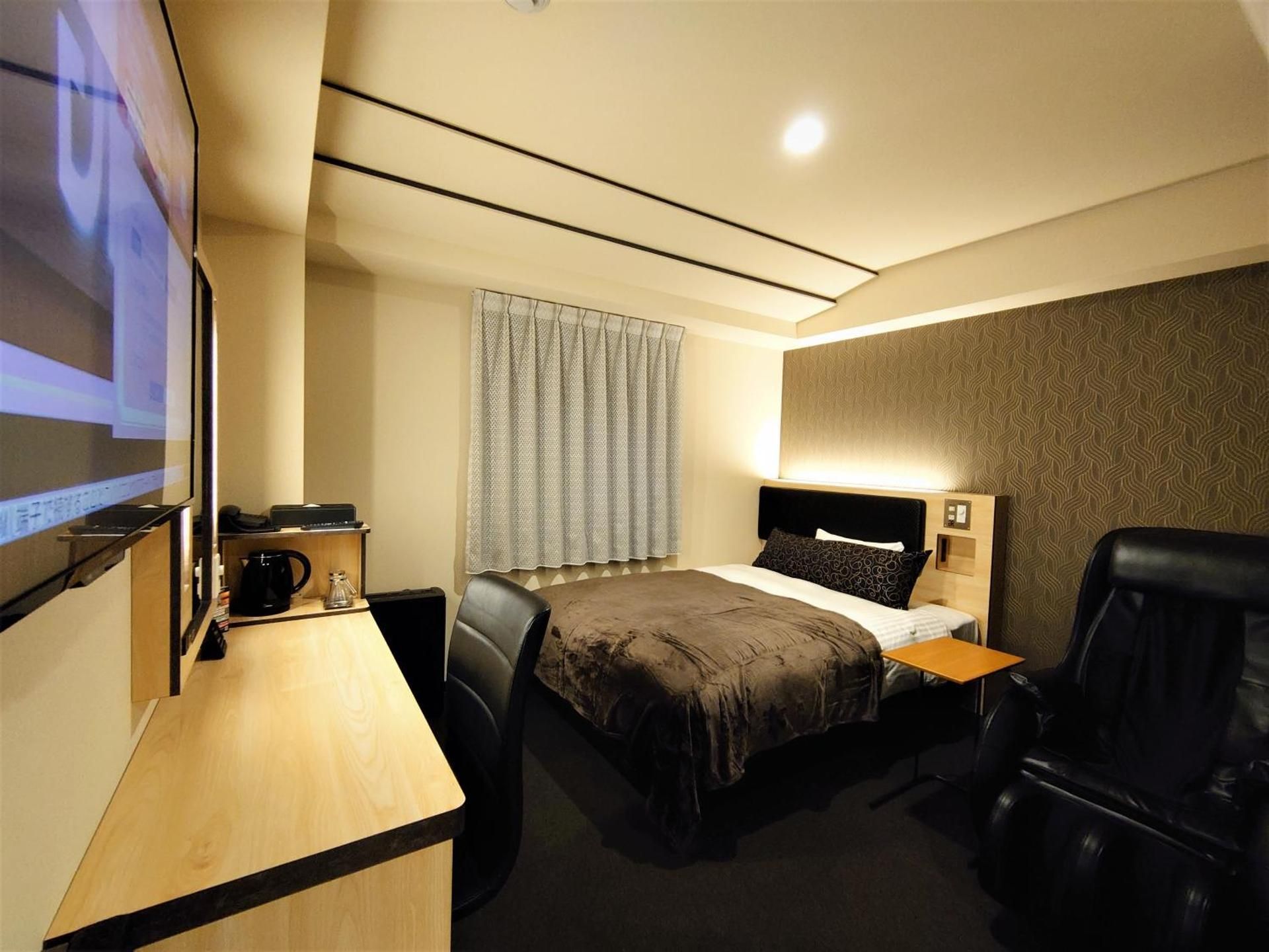Premium Room with Massage Chair - Non-Smoking
