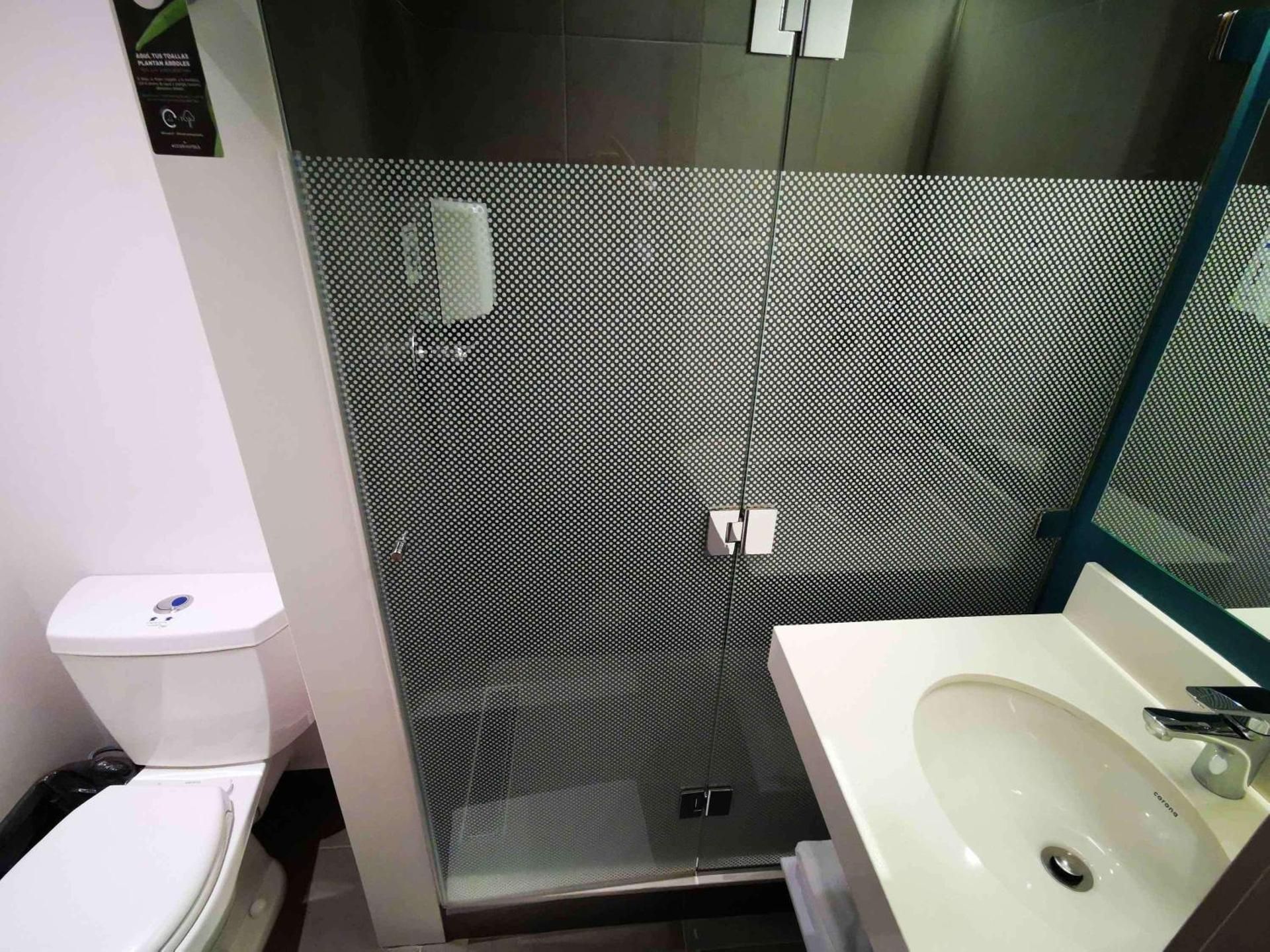 ibis budget Itagui Standard 1 Double bed 3