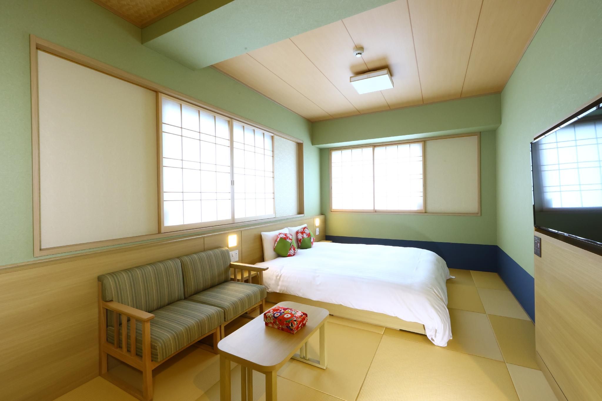 Moderate King Room - Non-Smoking