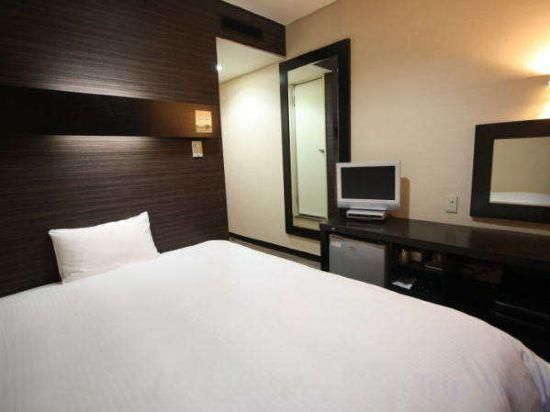 Semi-Double Room - Smoking
