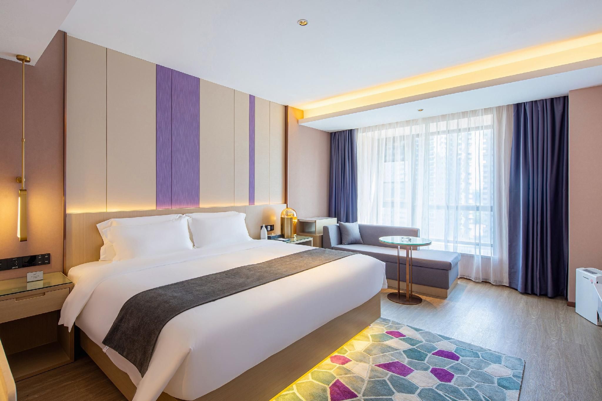 WH - Deluxe Bed Room