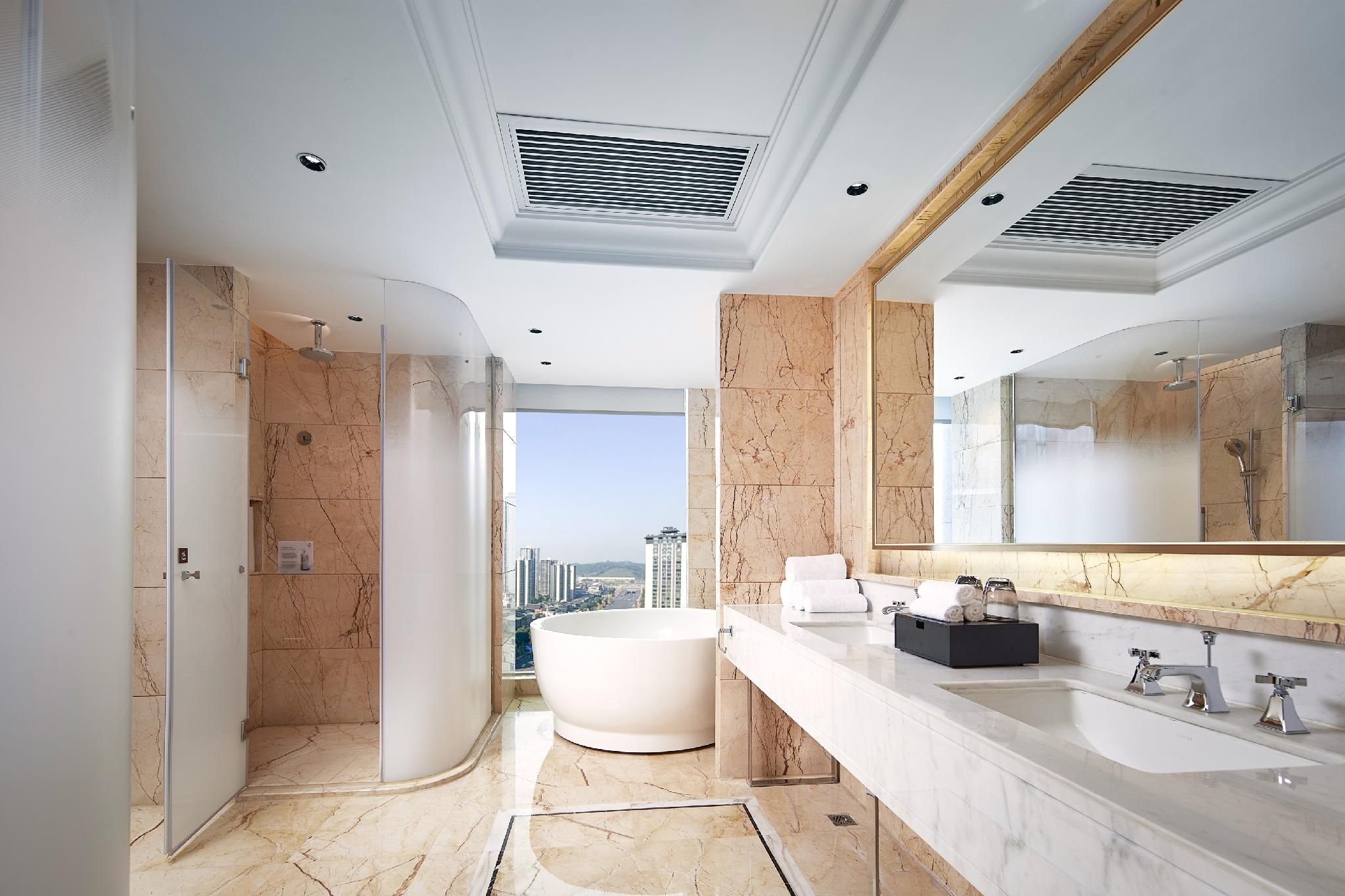 1 King 1 Bedroom Suite Living Areas