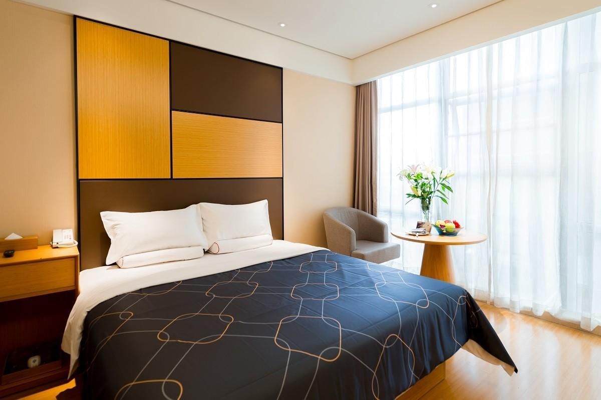 Chonpines Hotels·Leshan Giant Buddha Chonpines - Feifan Bed Room