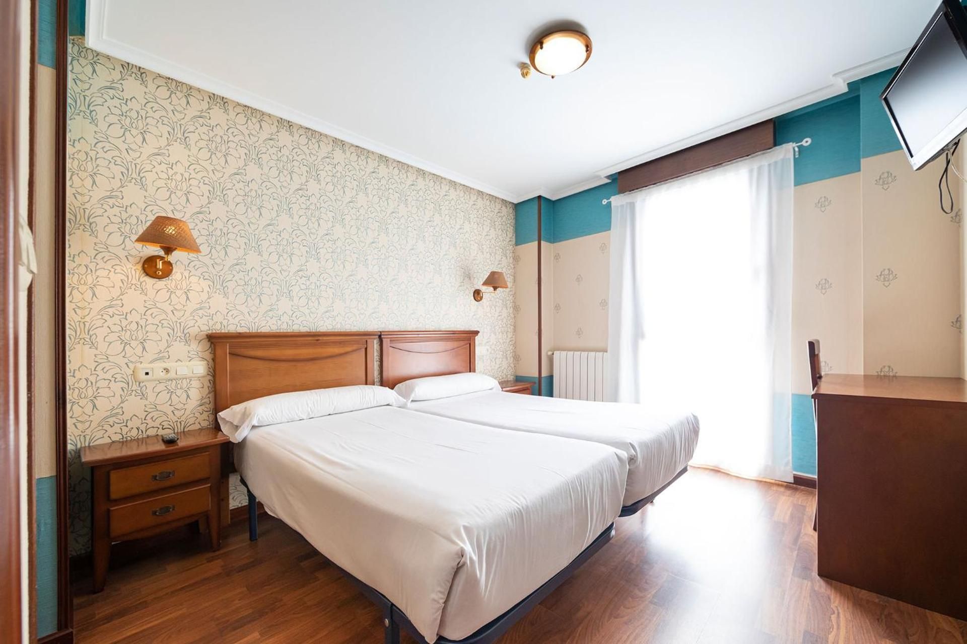Standard Single Room with Sea View