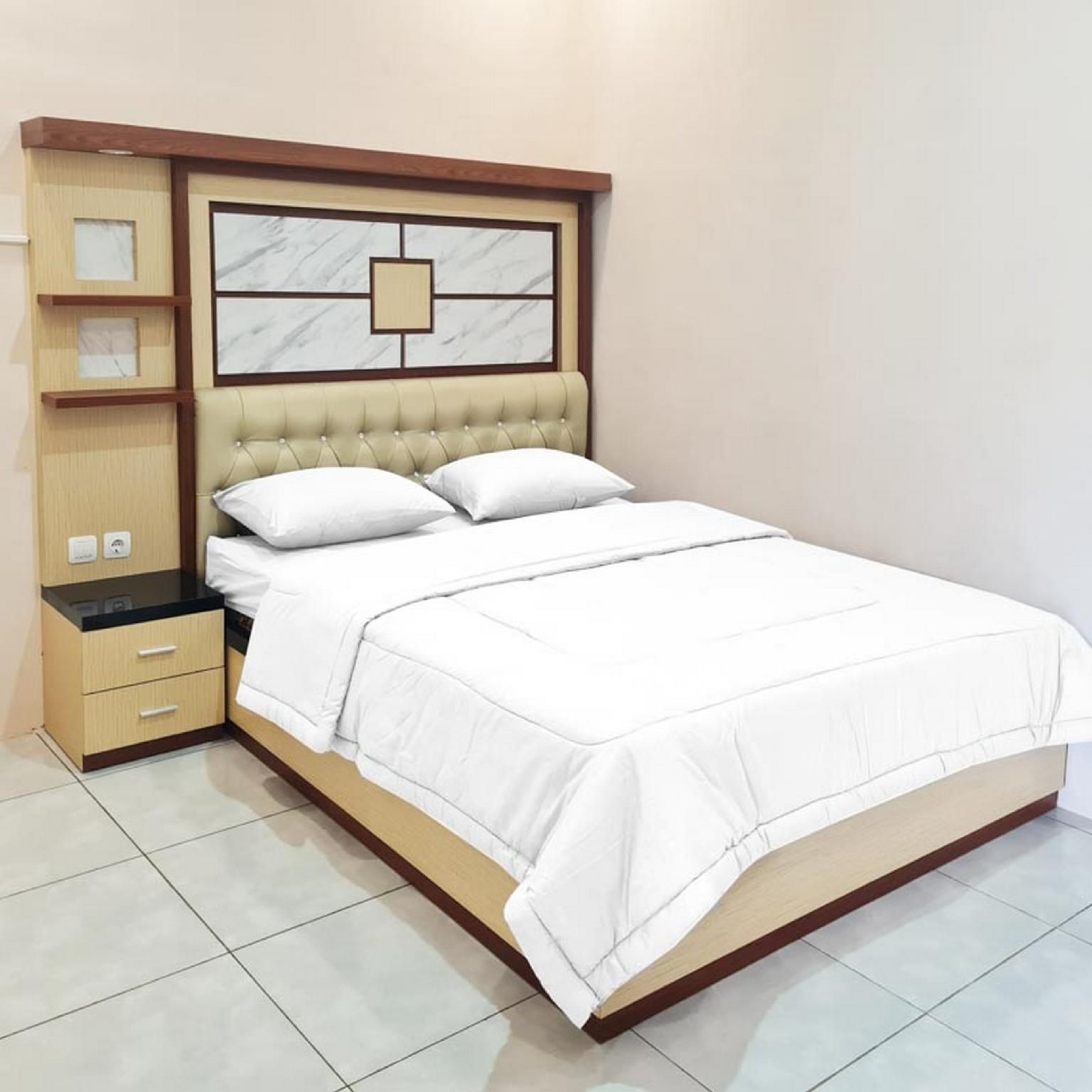 RedDoorz Room