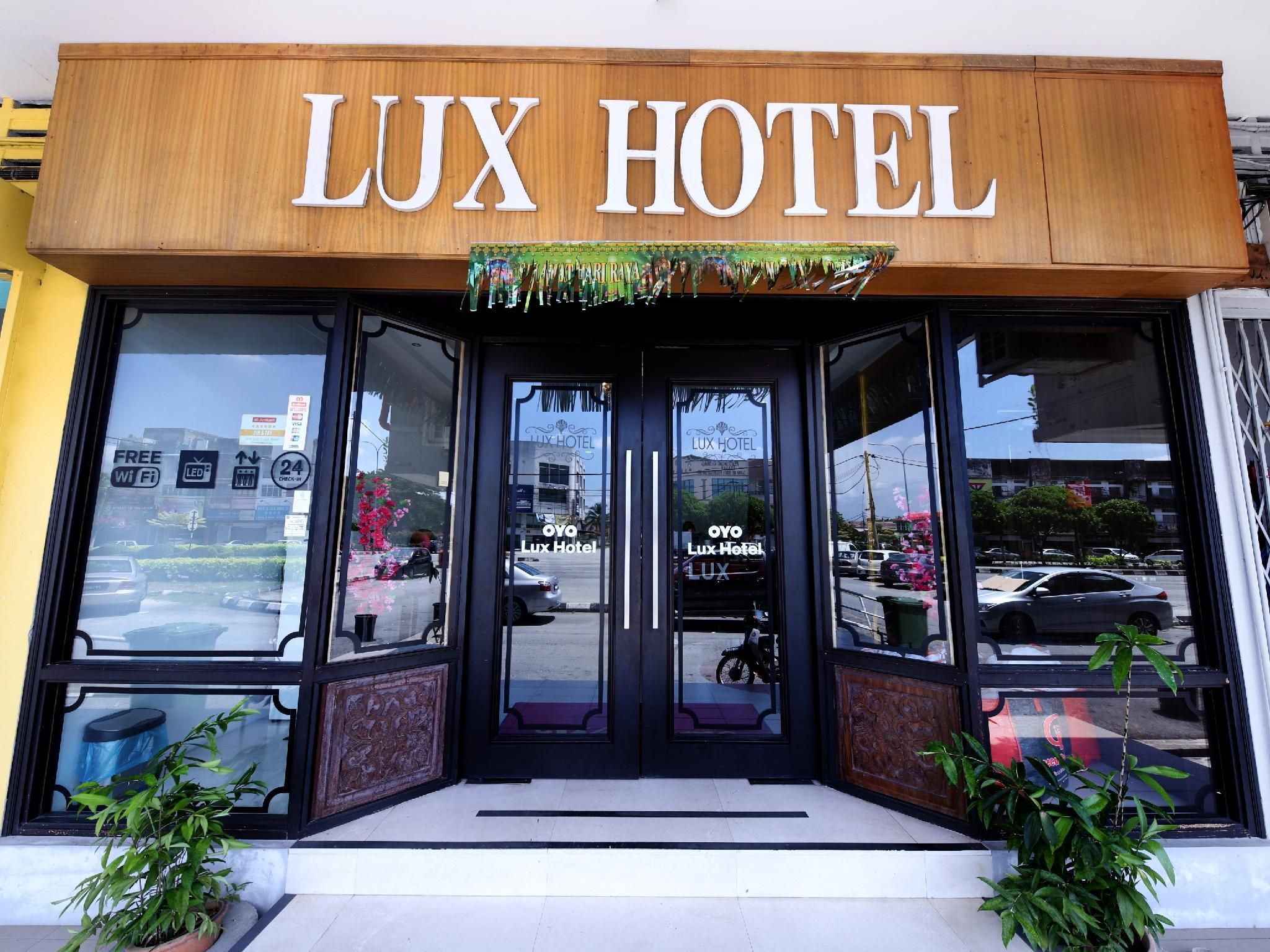 Lux Hotel