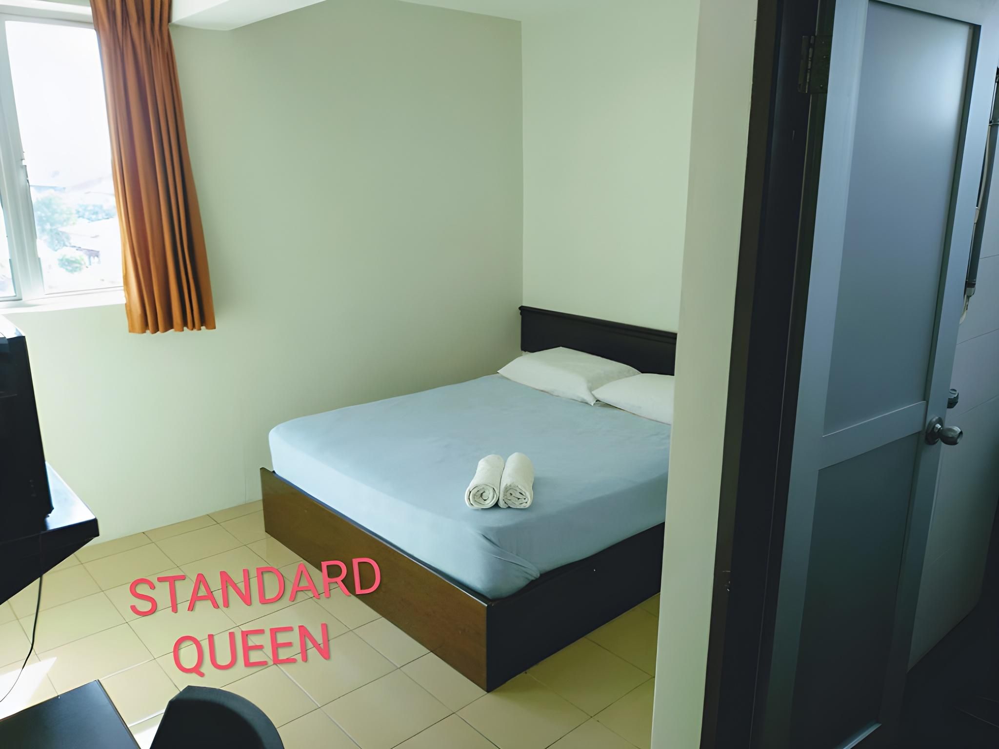 Standard Queen