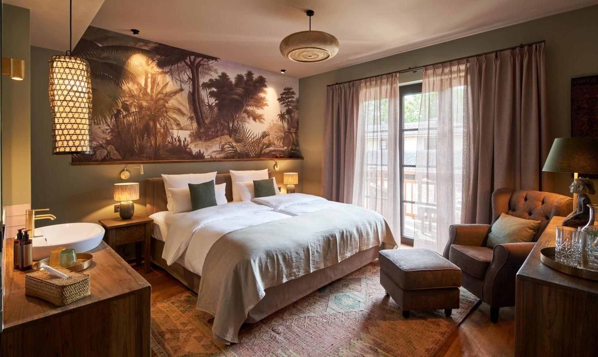 Standard King Room