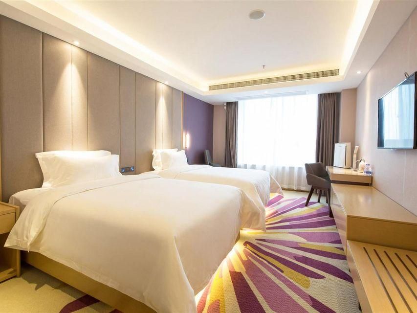 Twin Deluxe Room