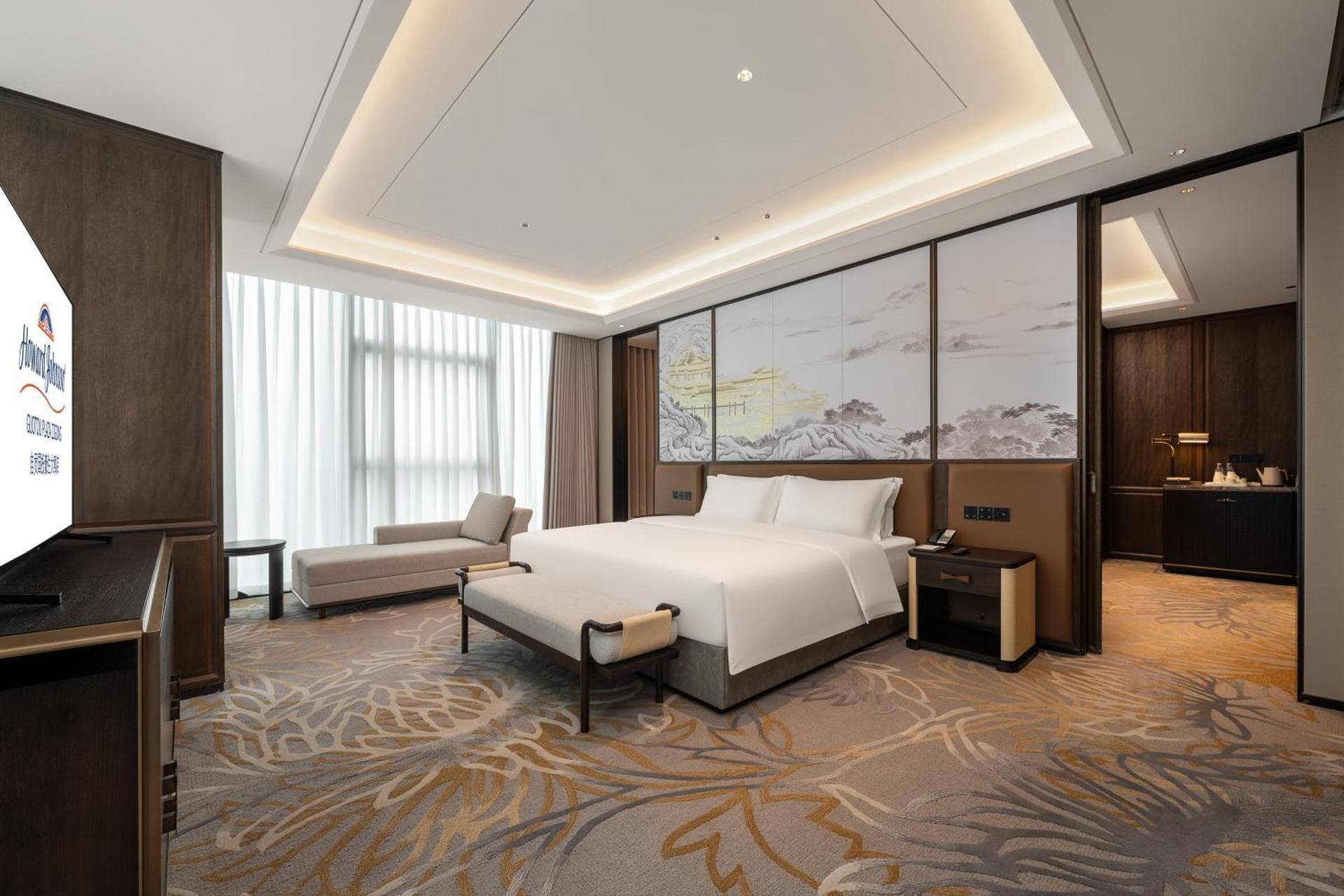 1 King Bed, Deluxe Suite Room, Non-Smoking