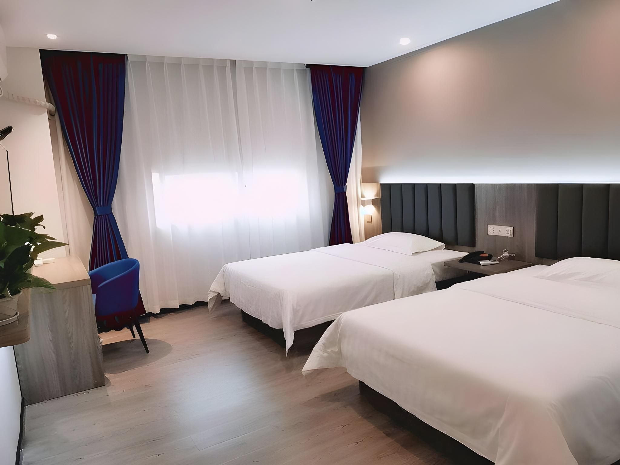 Featured Twin Room