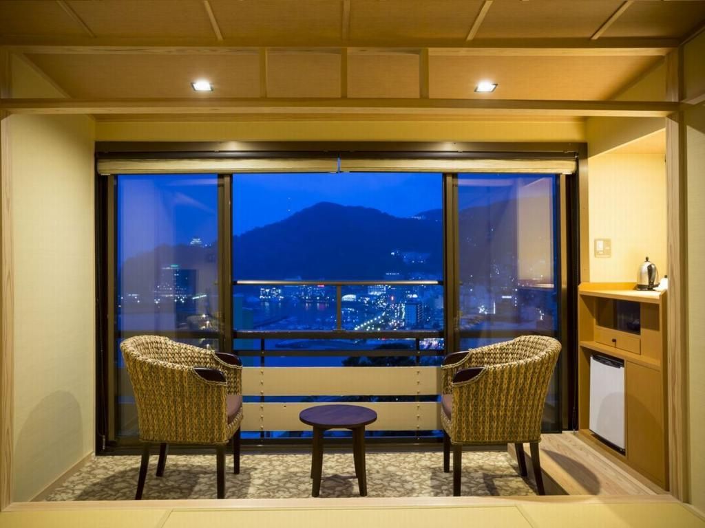 Deluxe Japanese Style Room