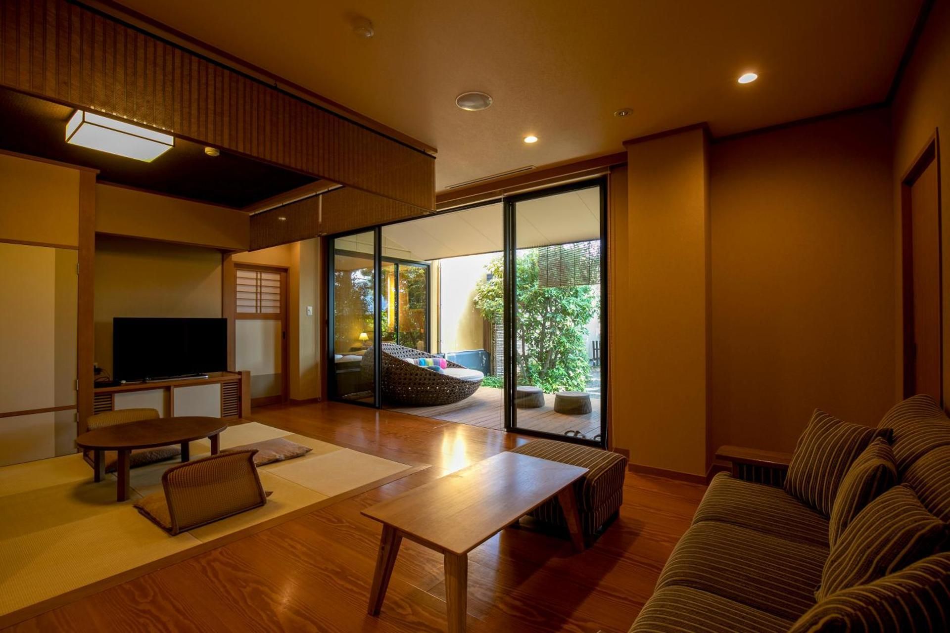 Premium Suite Room with Semi-Open-Air Bath - Non-Smoking