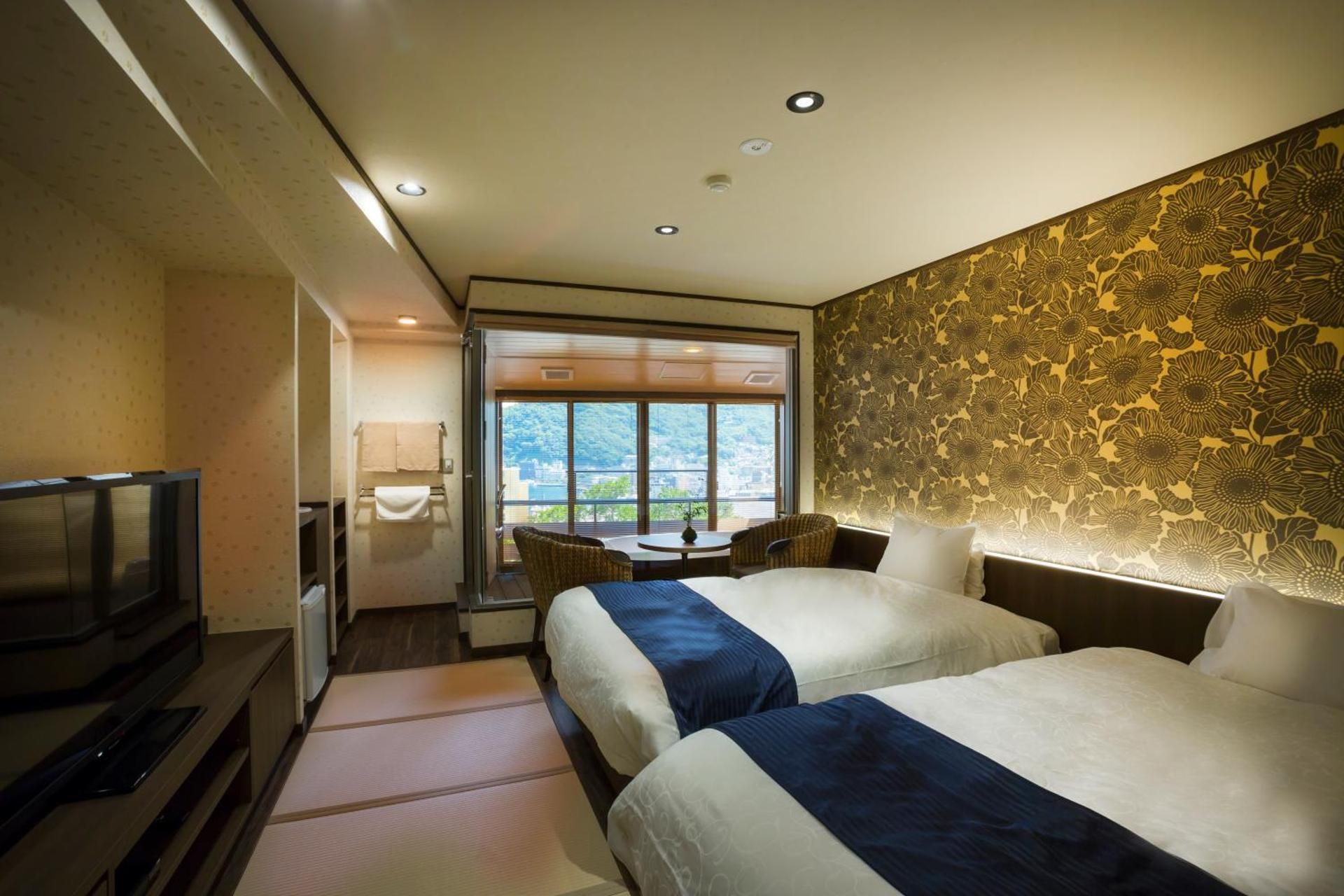 Double or Twin Room with Bathroom