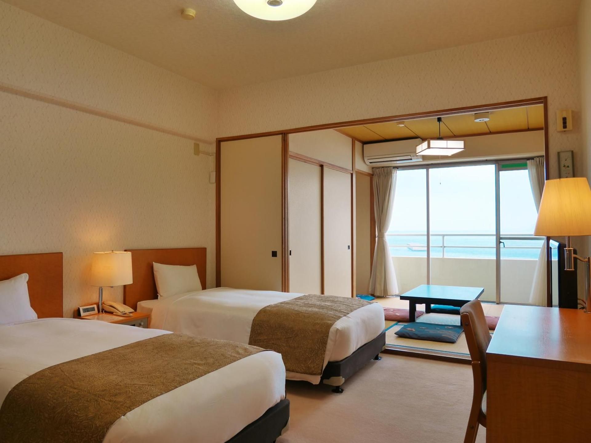 Japanese Western Style Room - Smoking