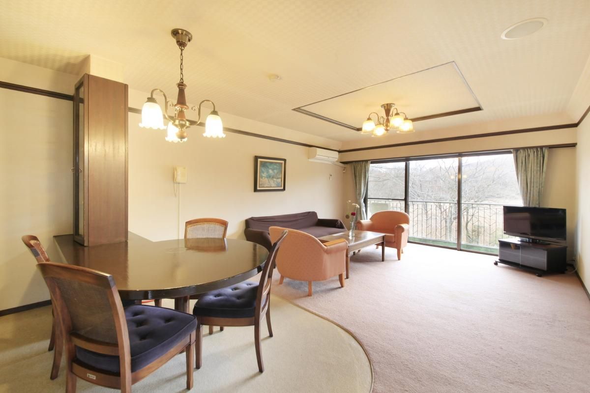 Japanese-Western Style Room