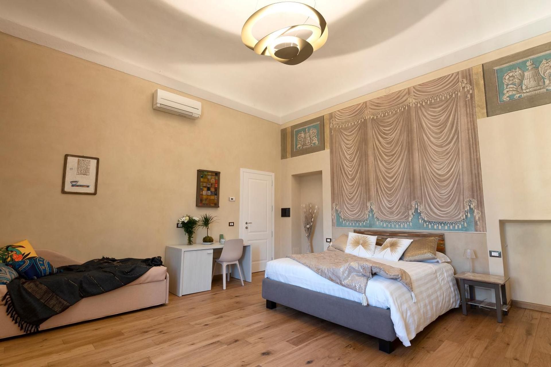 Quadruple Room with Private Bathroom