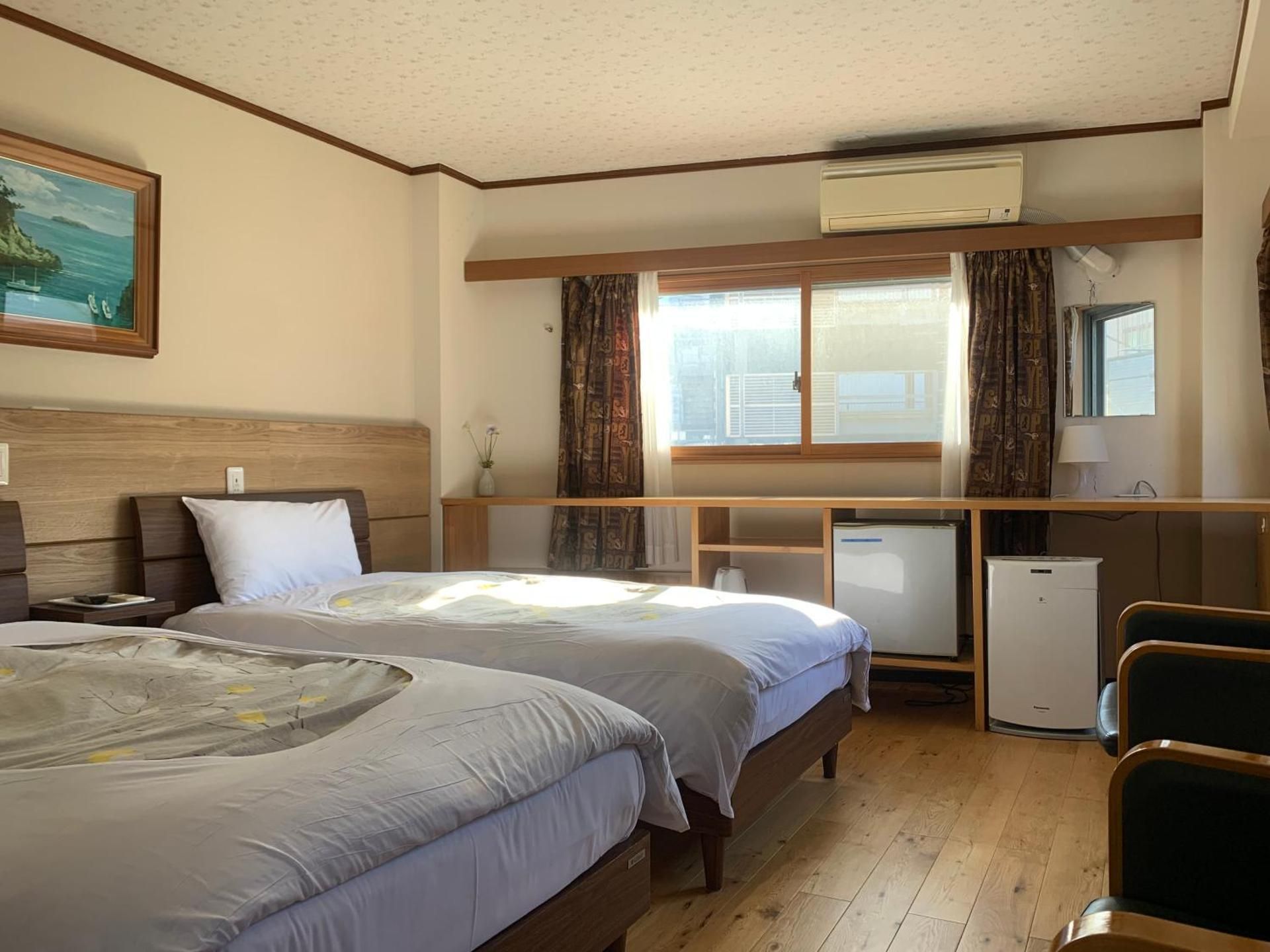 Double or Twin Room with Private Bathroom
