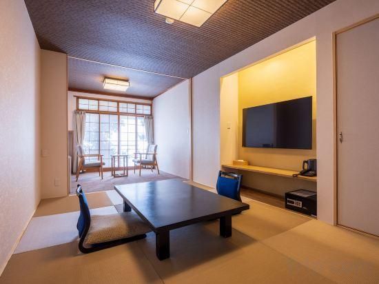 Japanese-style room (Futon) -Non-smoking