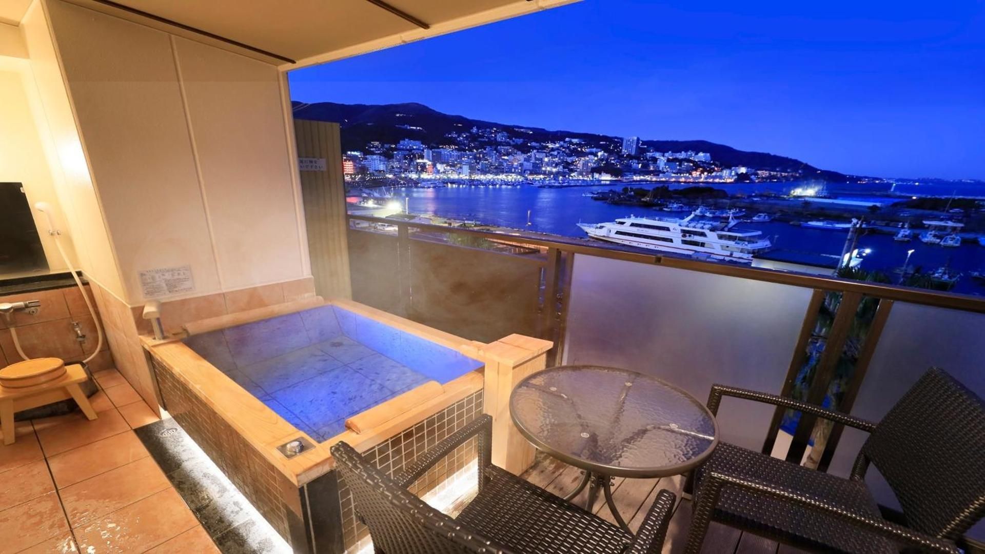 Japanese-Style room with Open-Air Bath - Smoking