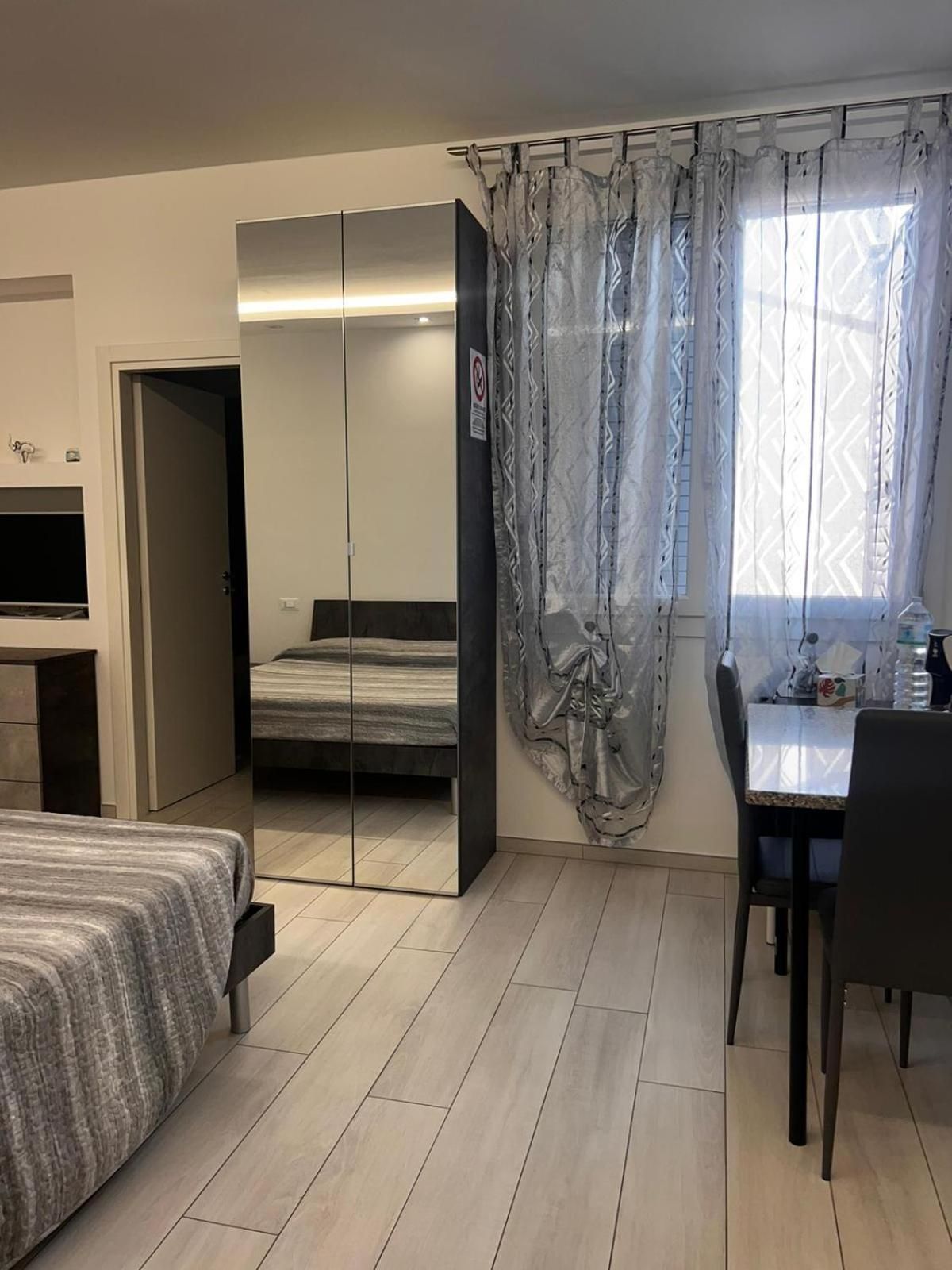 RoomsCarli