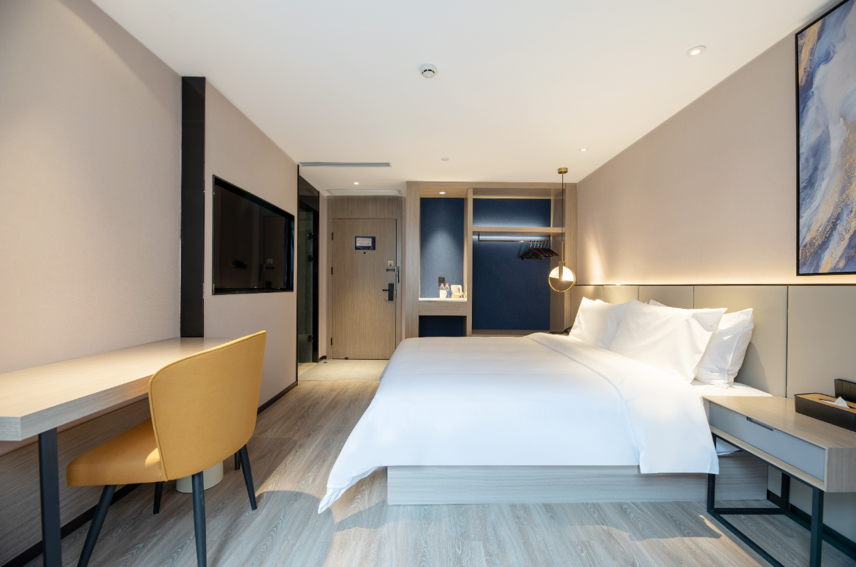 Starway Hotel Baoji South Station Wuyue Plaza Huazhu - Superior BedRoom