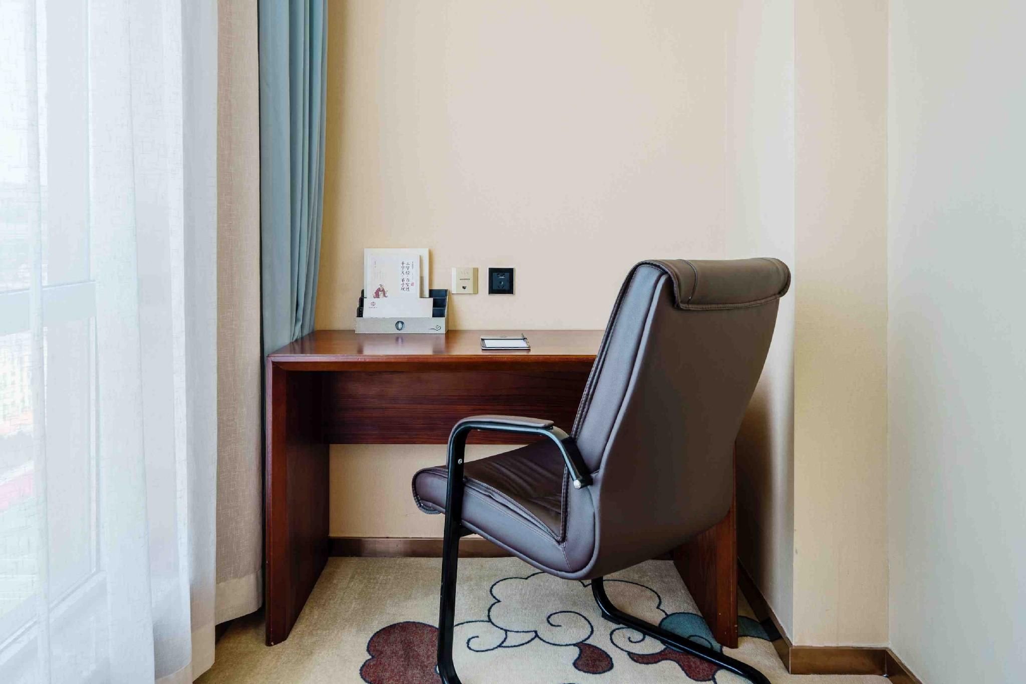 Yizhi Cinema 1 Bed Room